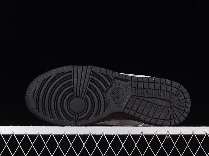 All Categories Nk SB Dunk Series Nk SB Dunk Low Low-top Sneakers N Version Nk SB Dunk Low "Ironstone" Cold Gray SB Smashed Backboard Fashion Casual Sneakers FD9746-001